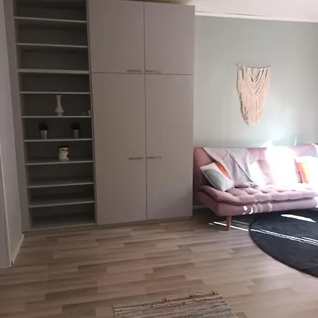 Saunallinen Yksioe, 4 Vuodepaikka