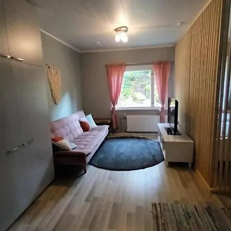 Saunallinen Yksioe, 4 Vuodepaikka Apartment